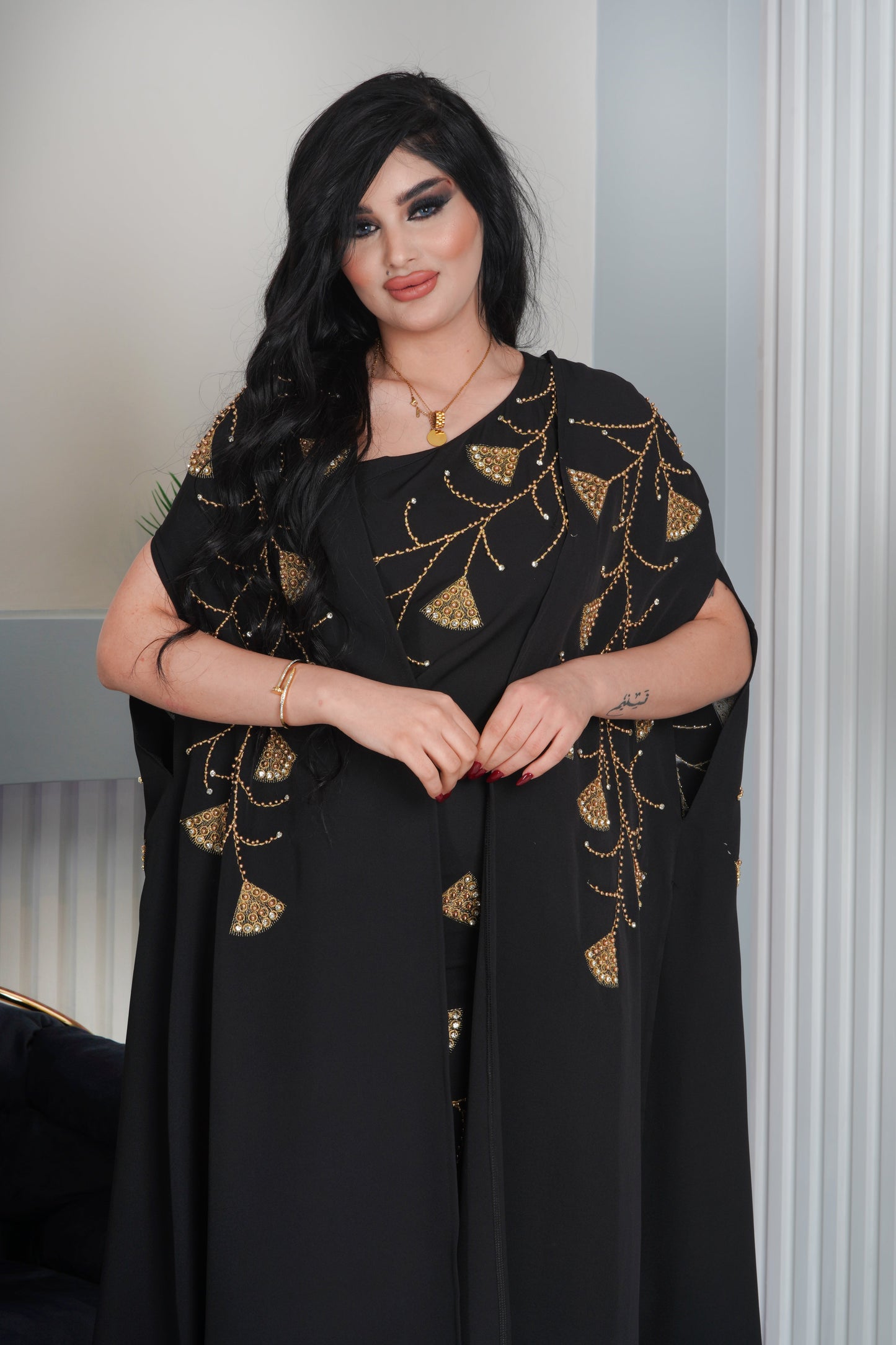 فستان عنقود اسود