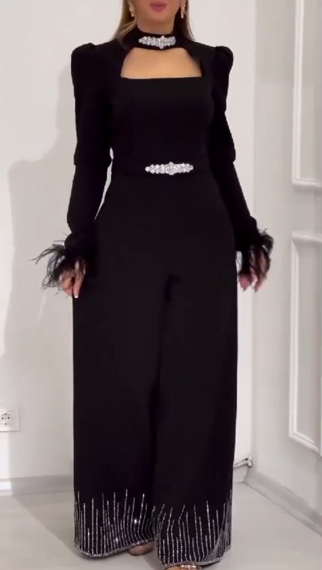 جمبسوت أسود