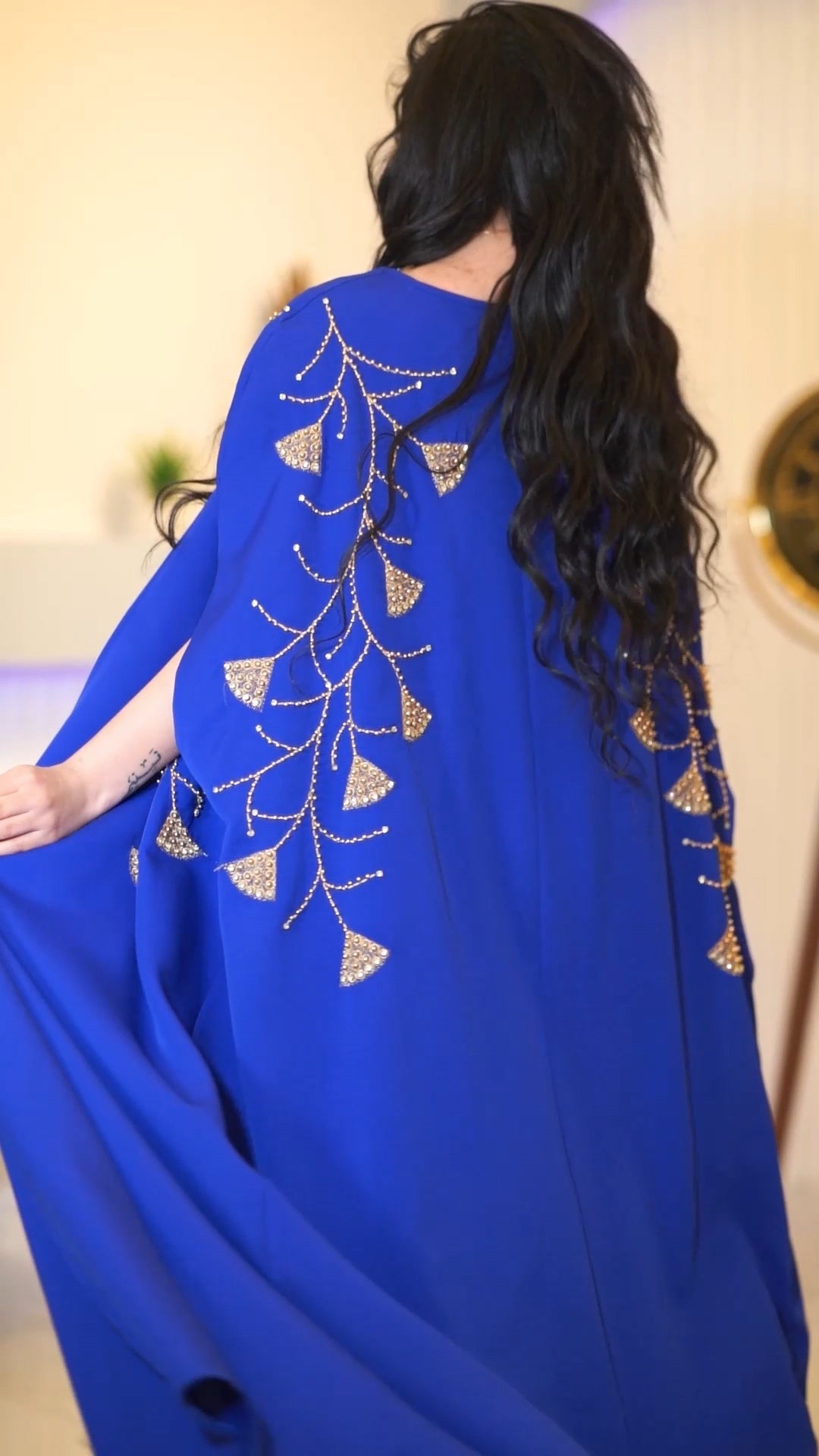 فستان عنقود أزرق